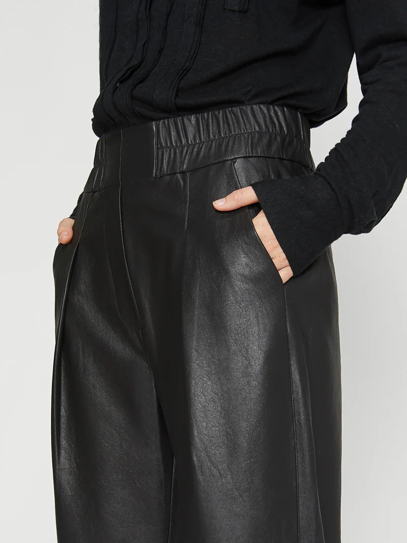 Brochu Walker black faux leather cropped pants